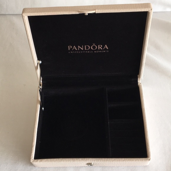 Pandora cream jewelry box - Picture 2 of 8
